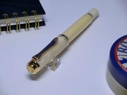 万年筆_ペリカン_スーベレーン_M320_パールホワイト_専用BOX付